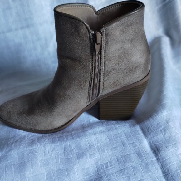 Heel ankle Boot "beige" - Picture 2 of 4